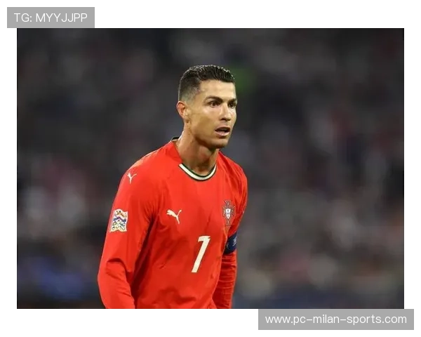 C罗：被嘘是队友的保护罩，我只是尽力进球